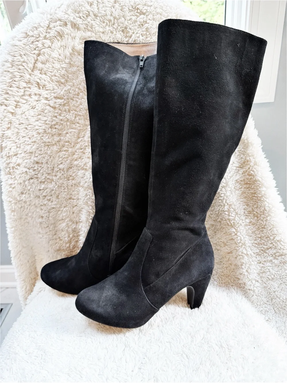 NWOT Easy Spirit Black Knee-High Suede Heeled Boots